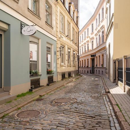 Stylish Old Town Apartment On Mucenieku Street Ryga Zewnętrze zdjęcie